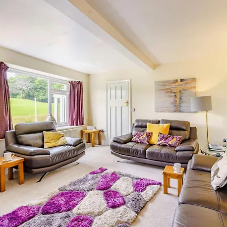 3 Bed In Village Llh40 Hawkshead