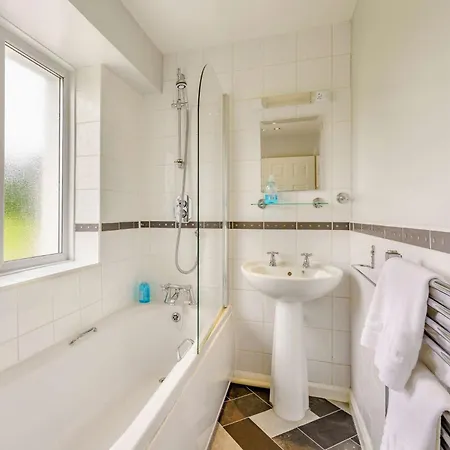 Holiday home 3 Bed In Village Llh40
